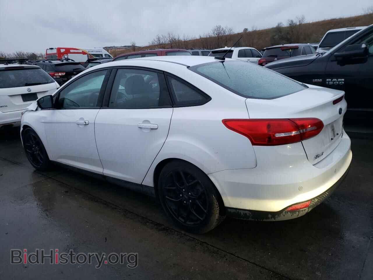 2016 FORD FOCUS - VIN: 1FADP3F29GL305552 - Photo 2