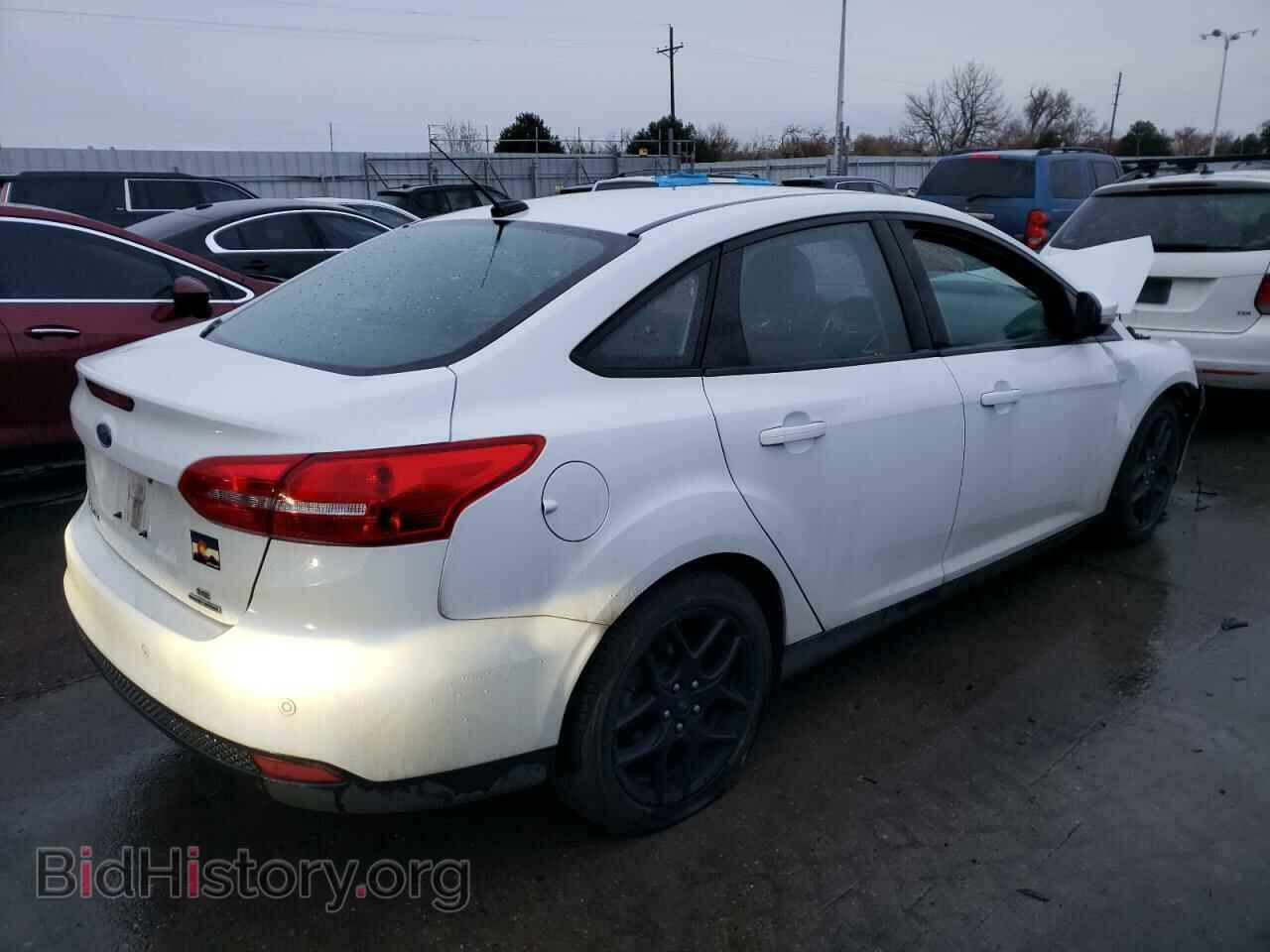 2016 FORD FOCUS - VIN: 1FADP3F29GL305552 - Photo 3