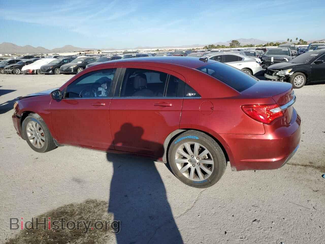 2011 CHRYSLER 200 - VIN: 1C3BC1FG4BN504653 - Фото 2