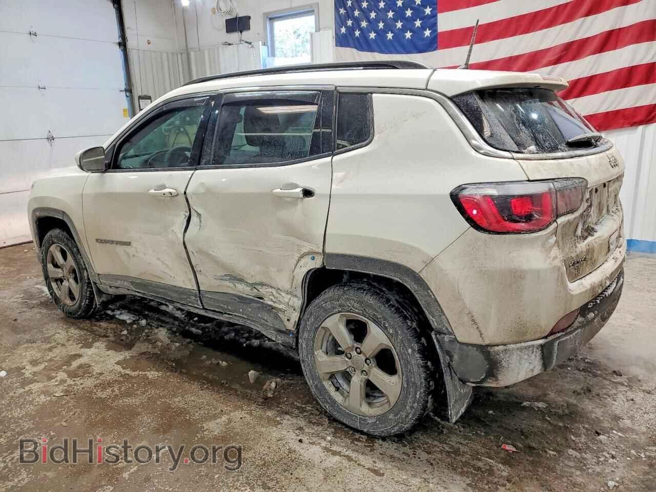 2018 JEEP COMPASS - VIN: 3C4NJDBB2JT290853 - Фото 2