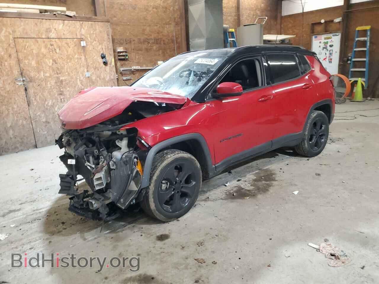 Photo 3C4NJDBB9JT304196 - JEEP COMPASS 2018
