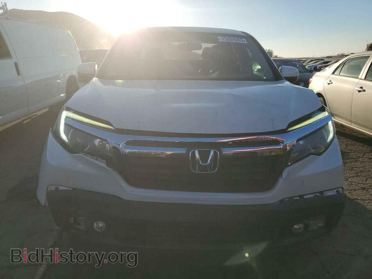 2017 HONDA RIDGELINE - VIN: 5FPYK2F6XHB001777 - Фото 5