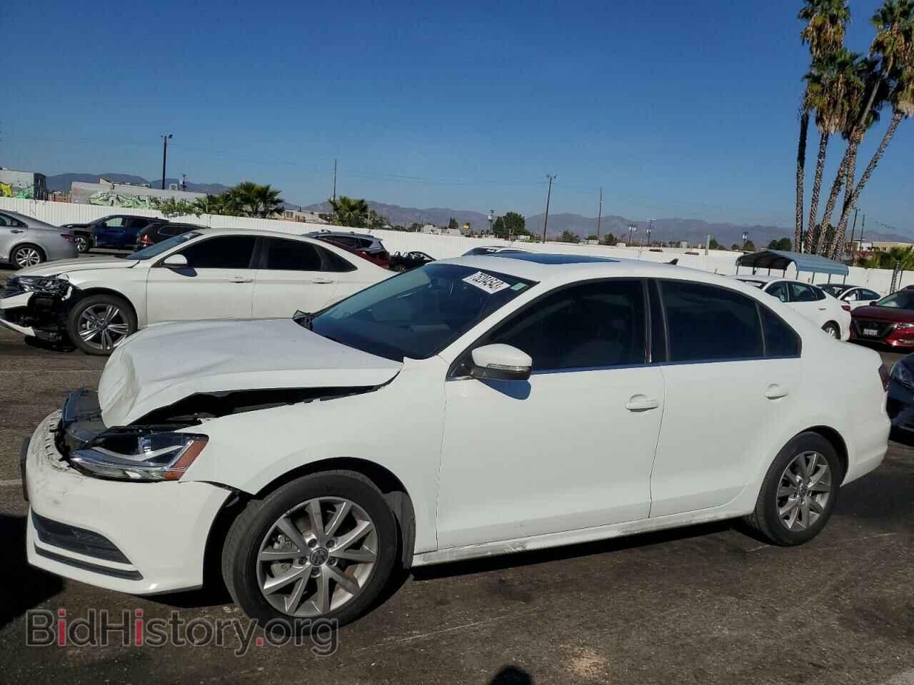 Фотография 3VWDB7AJ9HM311766 - VOLKSWAGEN JETTA 2017