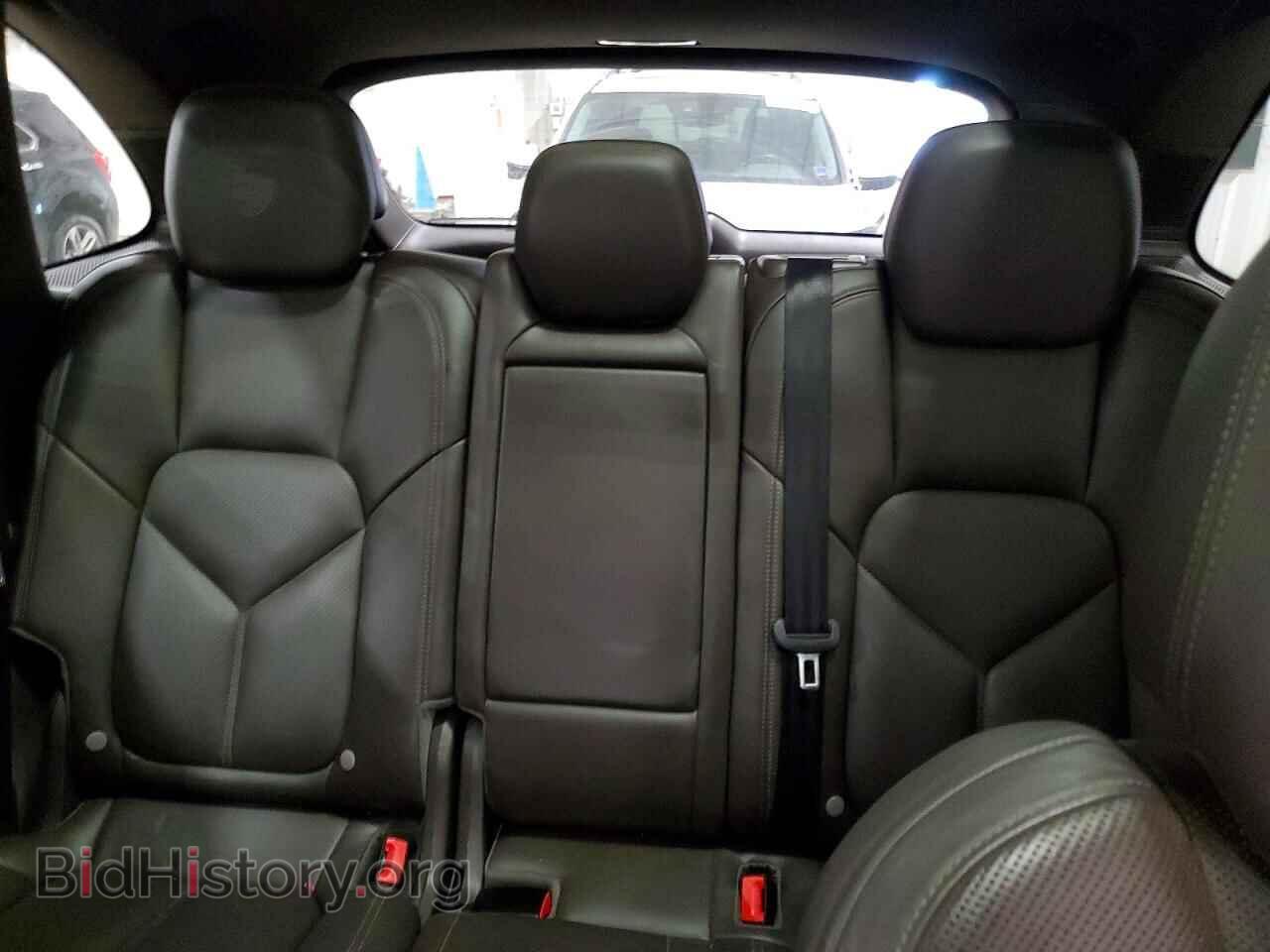 2017 PORSCHE CAYENNE - VIN: WP1AA2A26HKA81176 - Photo 10