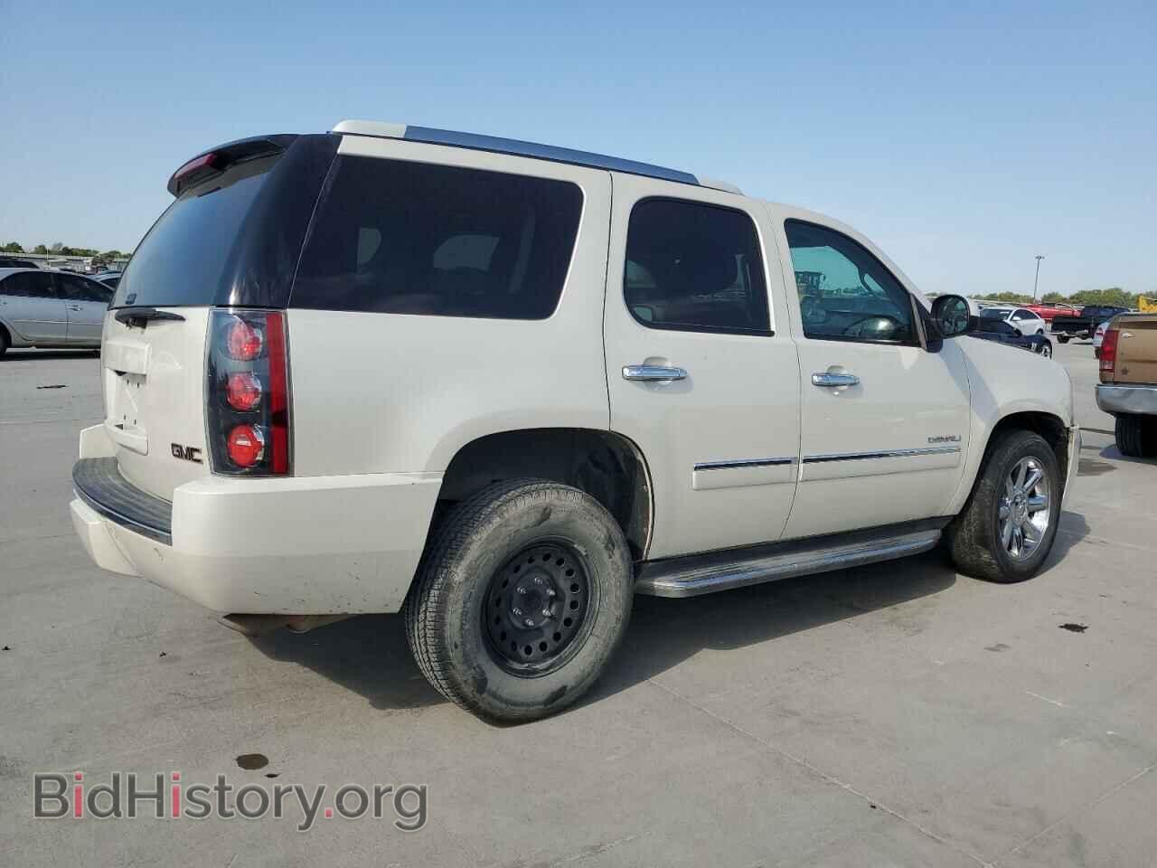2014 GMC YUKON - VIN: 1GKS2EEF2ER112061 - Фото 3