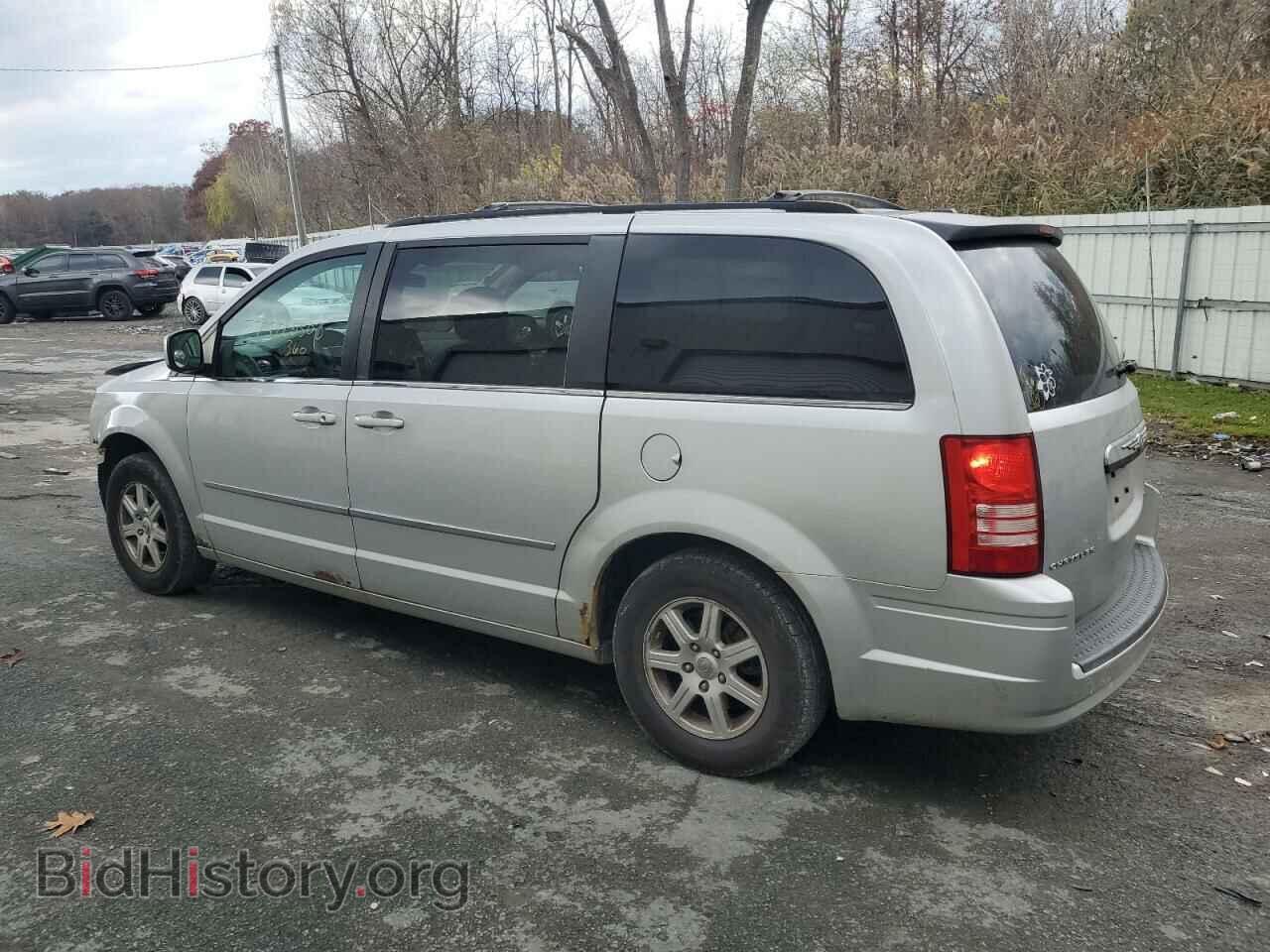 2010 CHRYSLER MINIVAN - VIN: 2A4RR5D16AR436978 - Photo 2