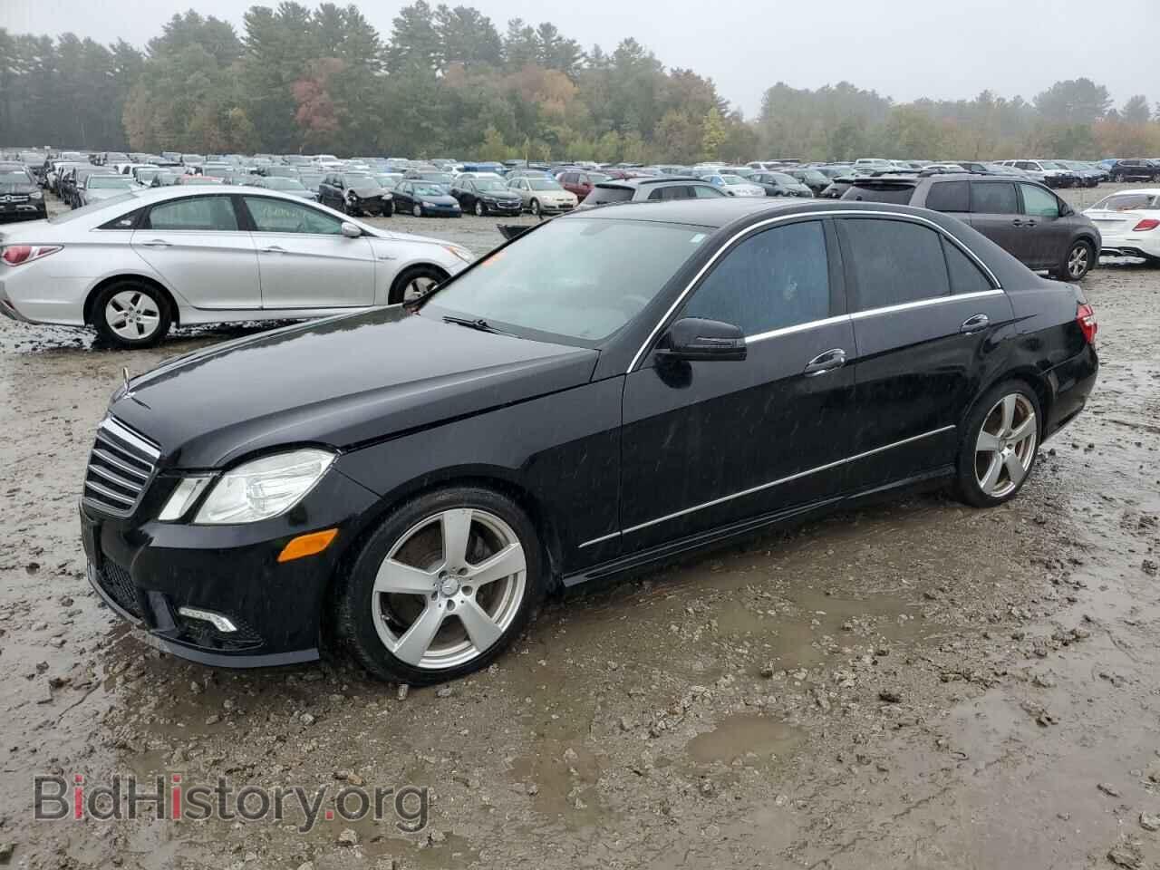 Photo WDDHF8HB0BA406708 - MERCEDES-BENZ E-CLASS 2011