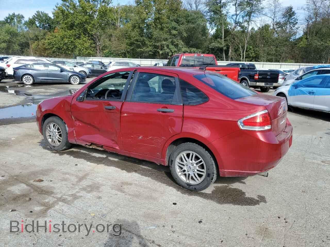 2009 FORD FOCUS - VIN: 1FAHP35N99W259557 - Фото 2