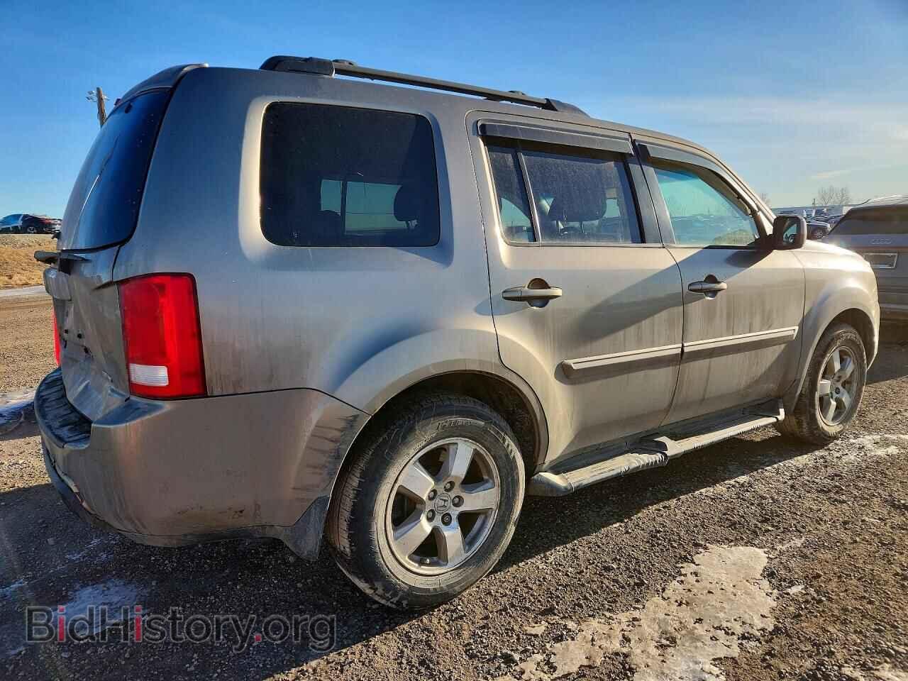 2010 Honda PILOT (VIN 5FNYF4H61AB503637) — фото 3 из 13