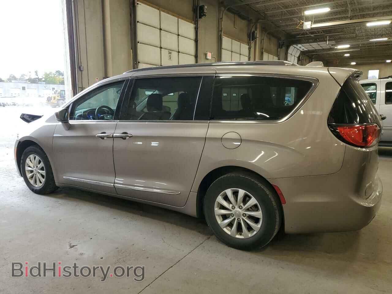 2018 CHRYSLER PACIFICA - VIN: 2C4RC1EG5JR260833 - Фото 2