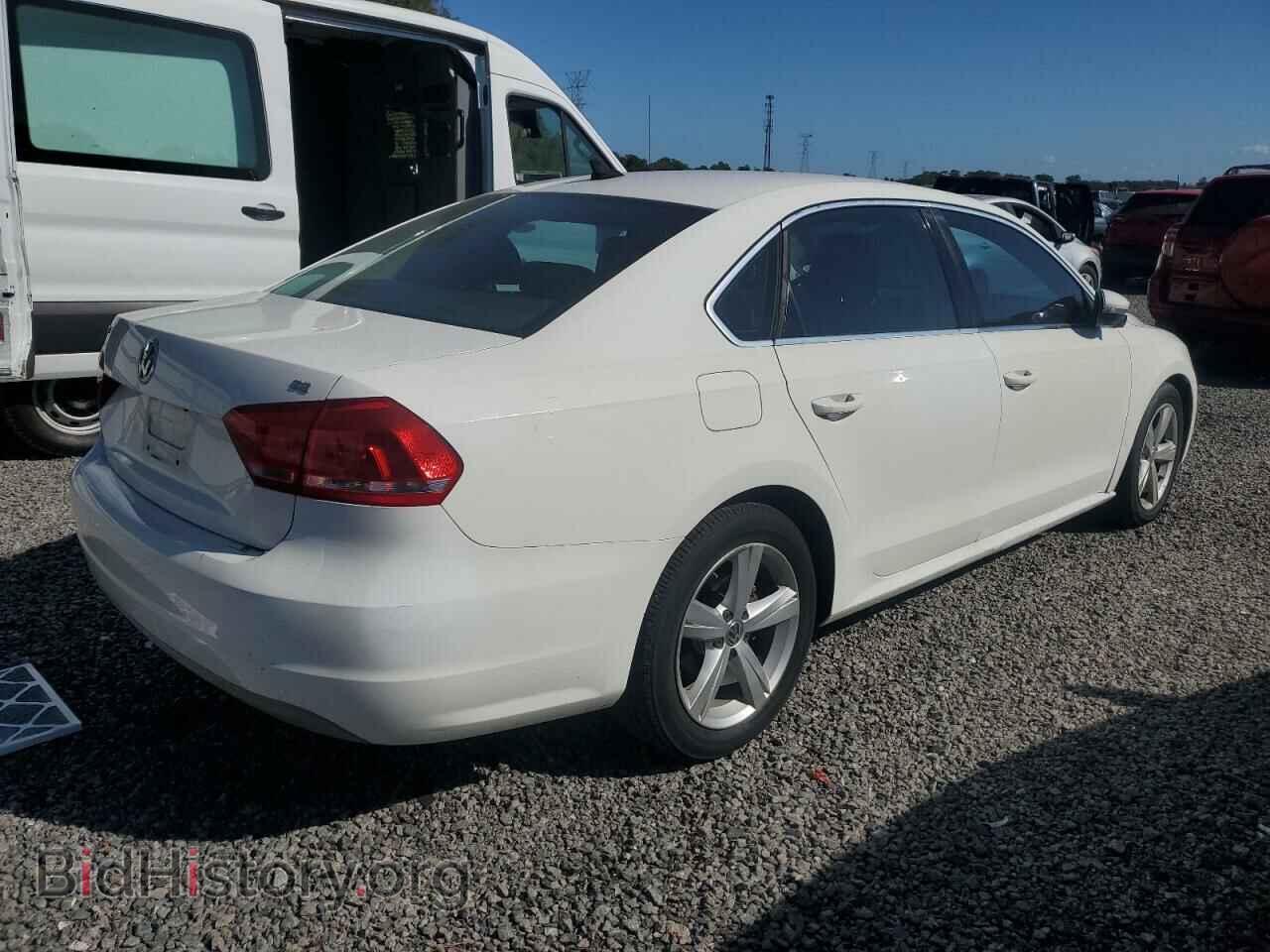 2012 VOLKSWAGEN PASSAT - VIN: 1VWBP7A38CC004254 - Фото 3