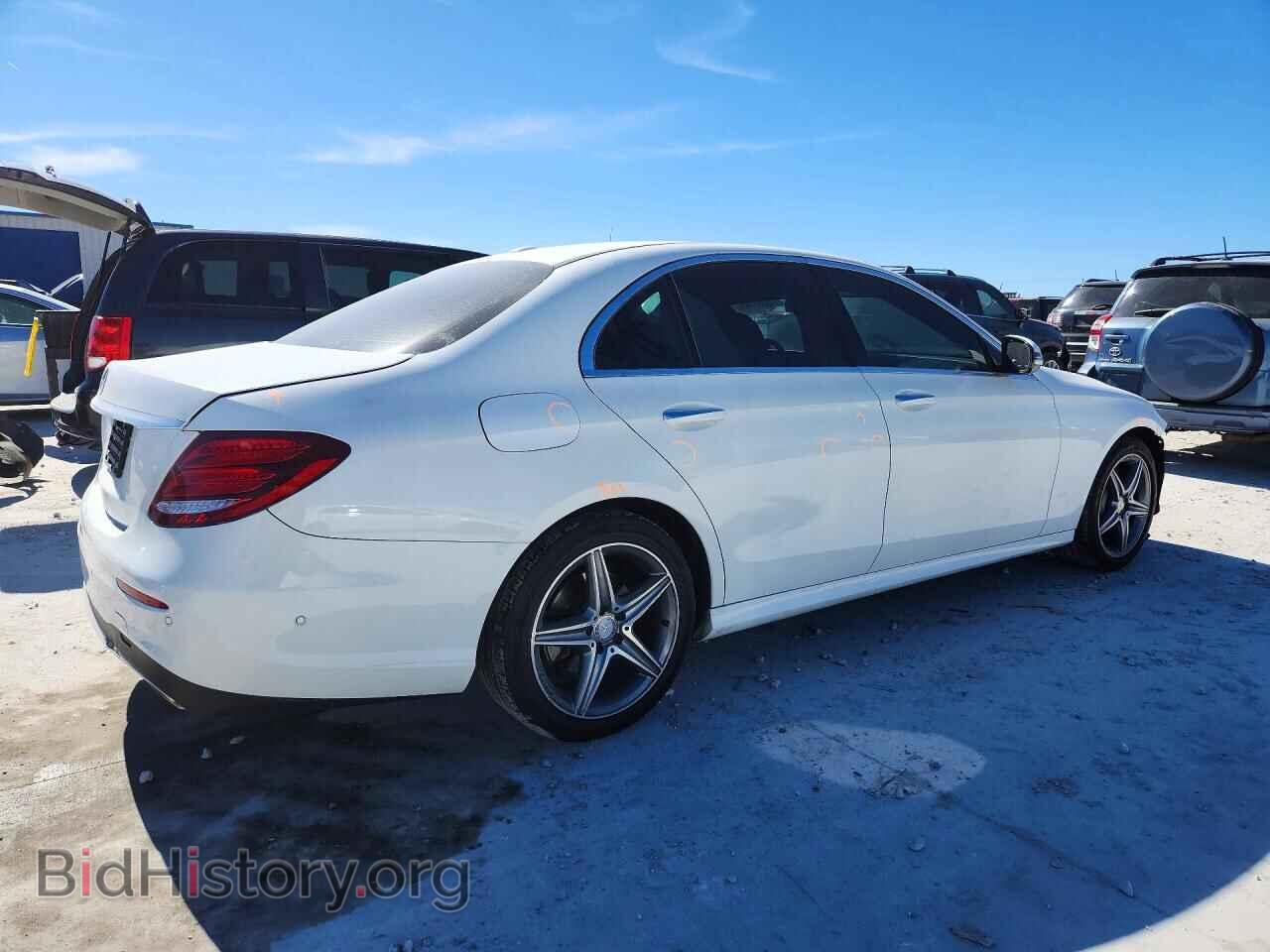 2017 MERCEDES-BENZ E - VIN: WDDZF4JB8HA075053 - Фото 3