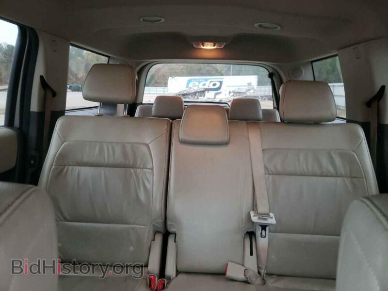 2011 Ford FLEX (VIN 2FMGK5CC8BBD36570) — photo 10 of 13