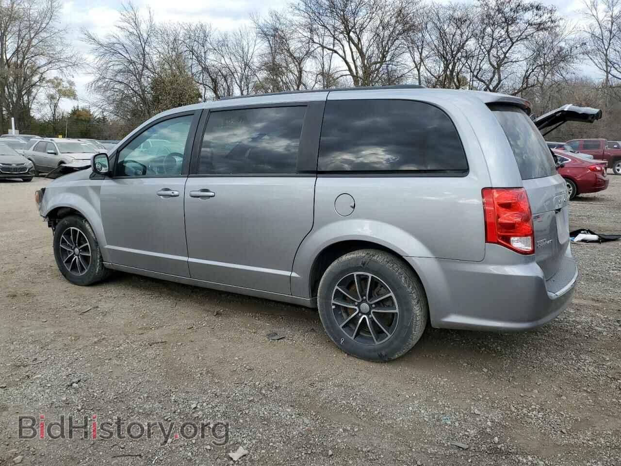 2018 DODGE CARAVAN - VIN: 2C4RDGEG0JR220143 - Фото 2