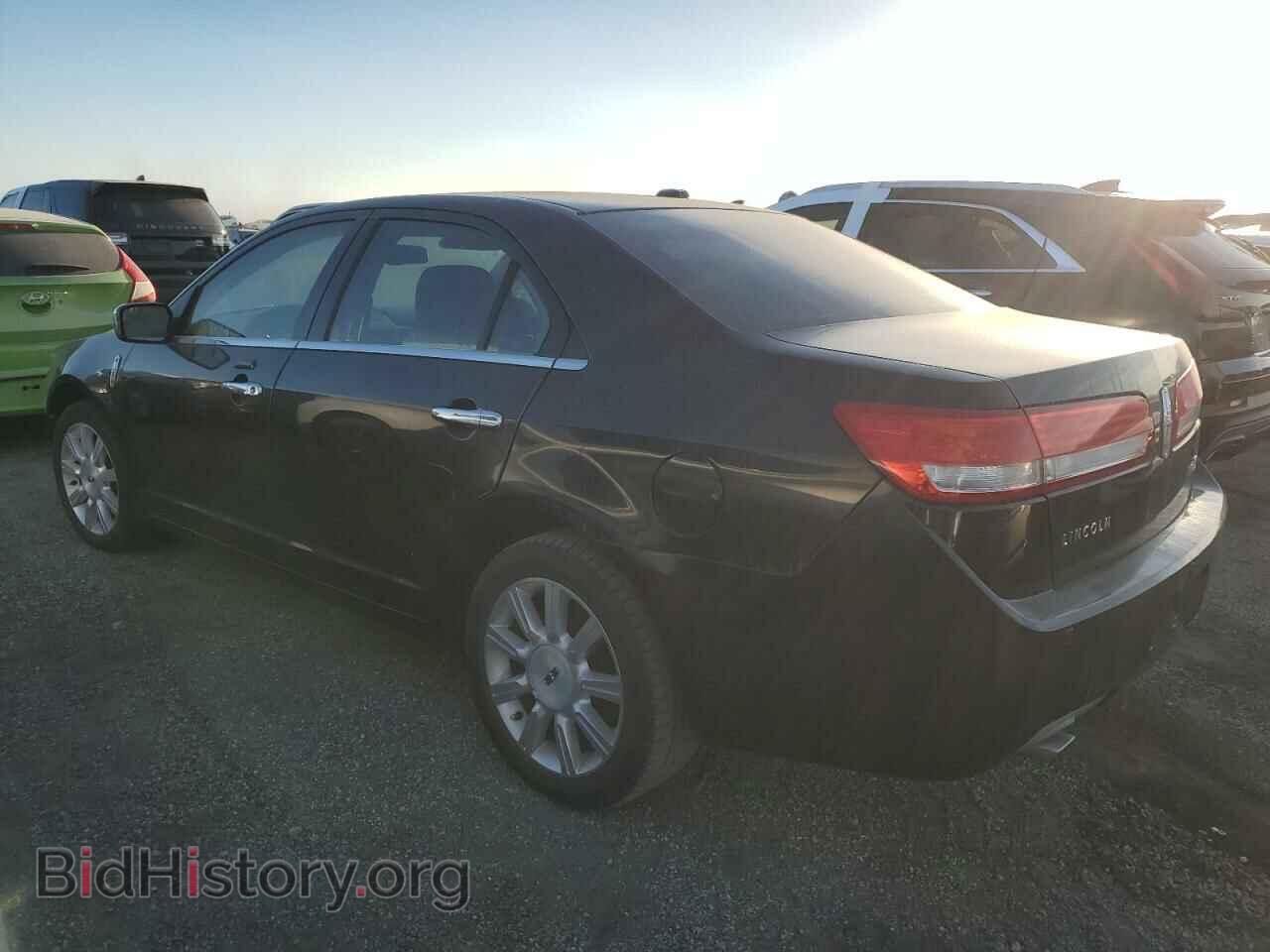 2011 LINCOLN MKZ - VIN: 3LNHL2GC3BR769273 - Фото 2