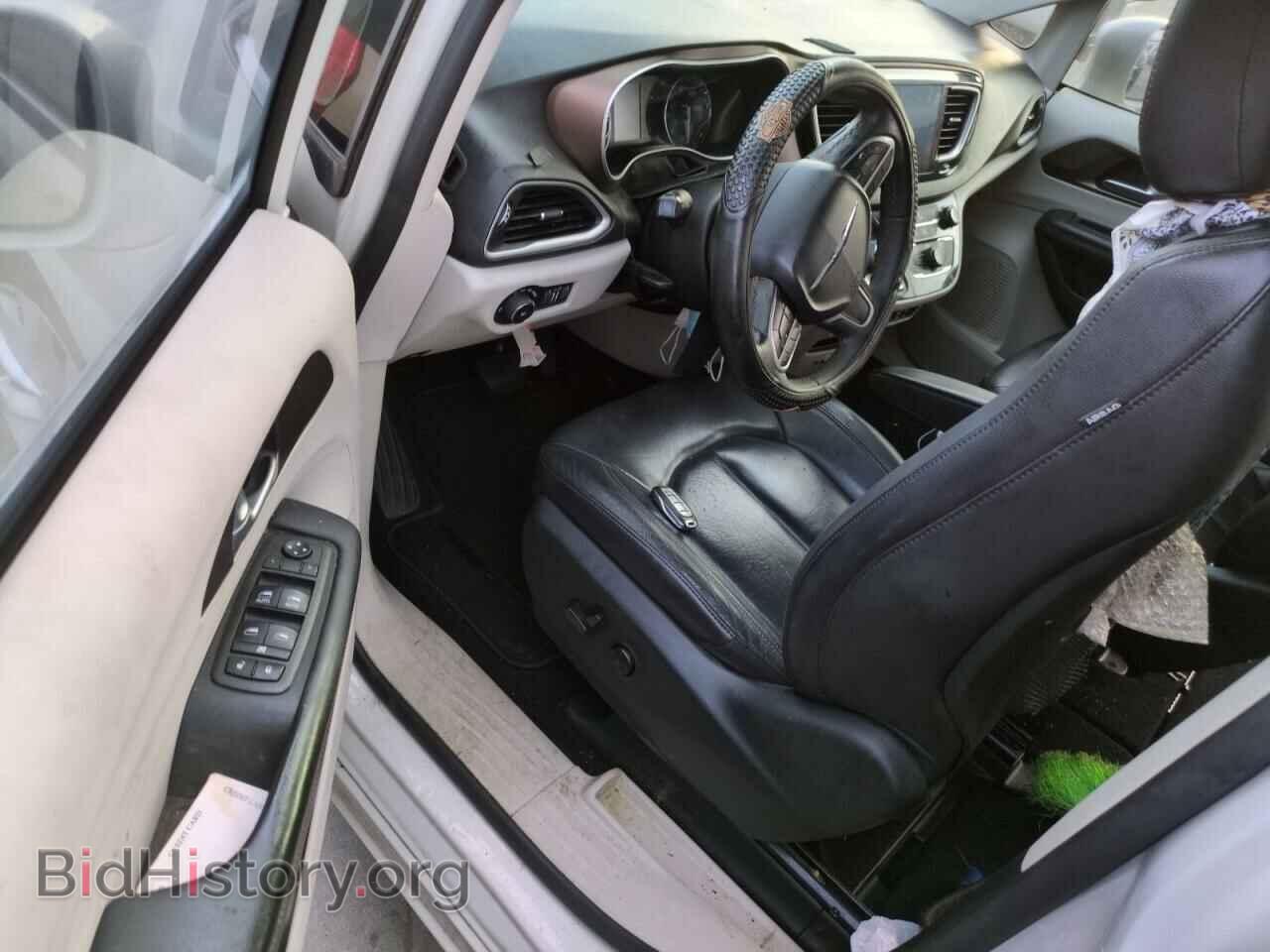 2017 CHRYSLER PACIFICA - VIN: 2C4RC1BG5HR712214 - Photo 8