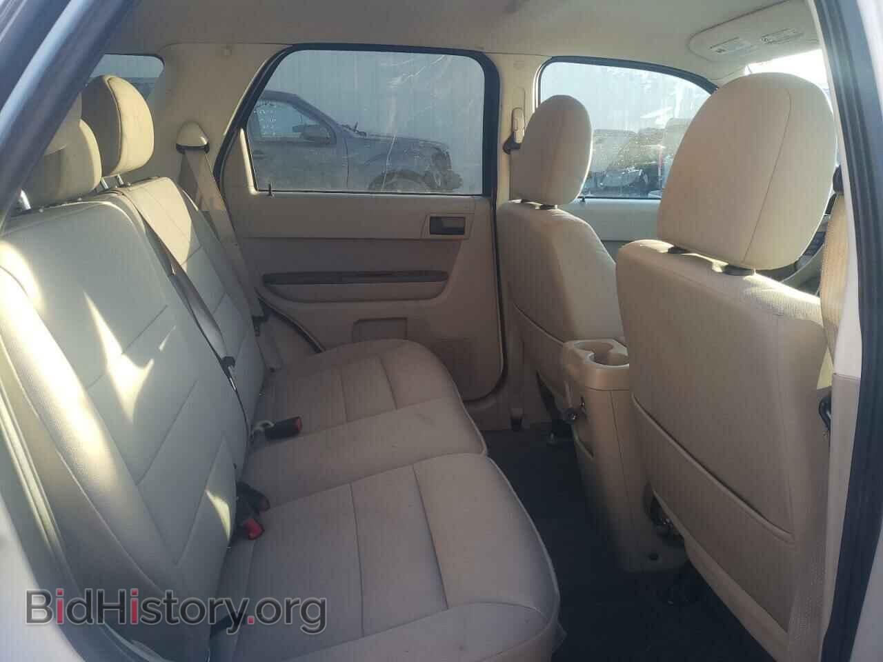 2011 FORD ESCAPE - VIN: 1FMCU5K30BKC55207 - Фото 11