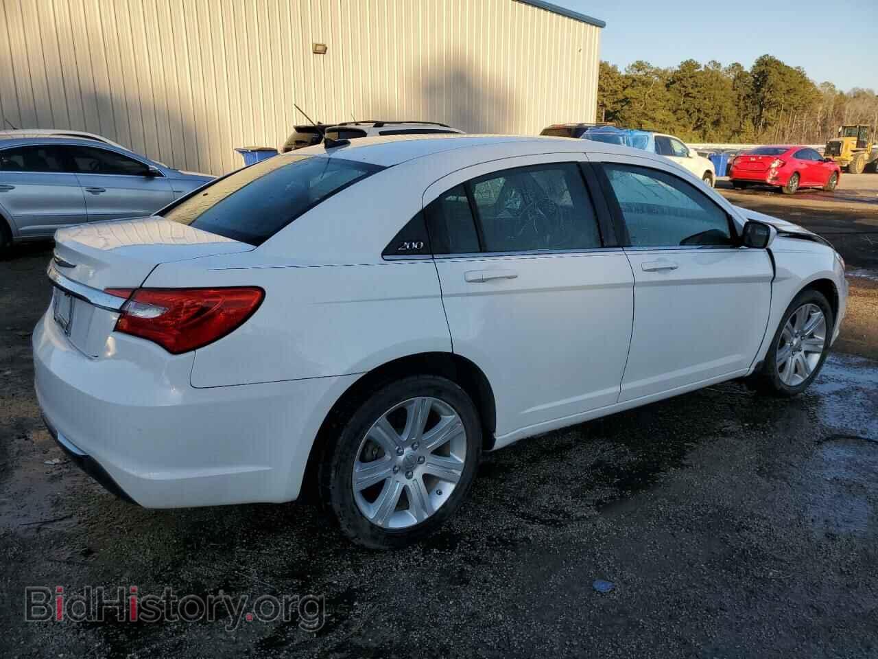 2013 CHRYSLER 200 - VIN: 1C3CCBBB8DN577242 - Фото 3