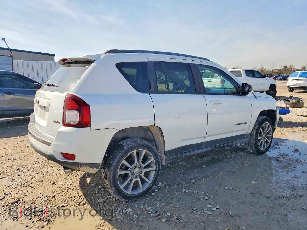 2016 JEEP COMPASS - VIN: 1C4NJDBB3GD586950 - Фото 3