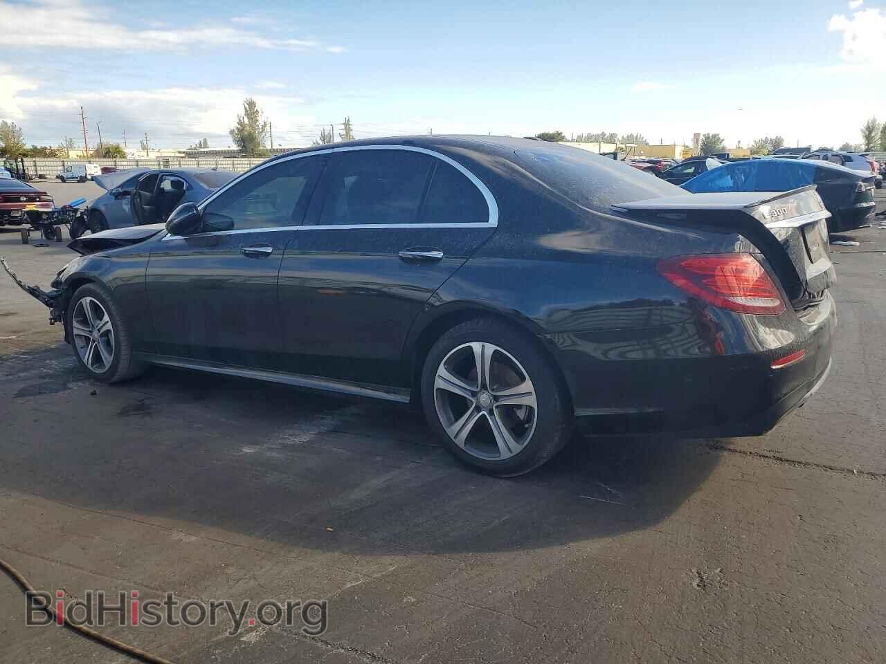2017 MERCEDES-BENZ E-CLASS - VIN: WDDZF4JBXHA105878 - Фото 2
