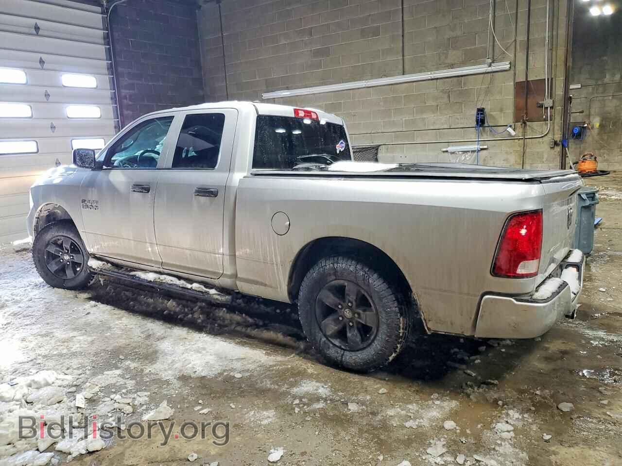 2018 RAM 1500 - VIN: 1C6RR7FG3JS102657 - Фото 2