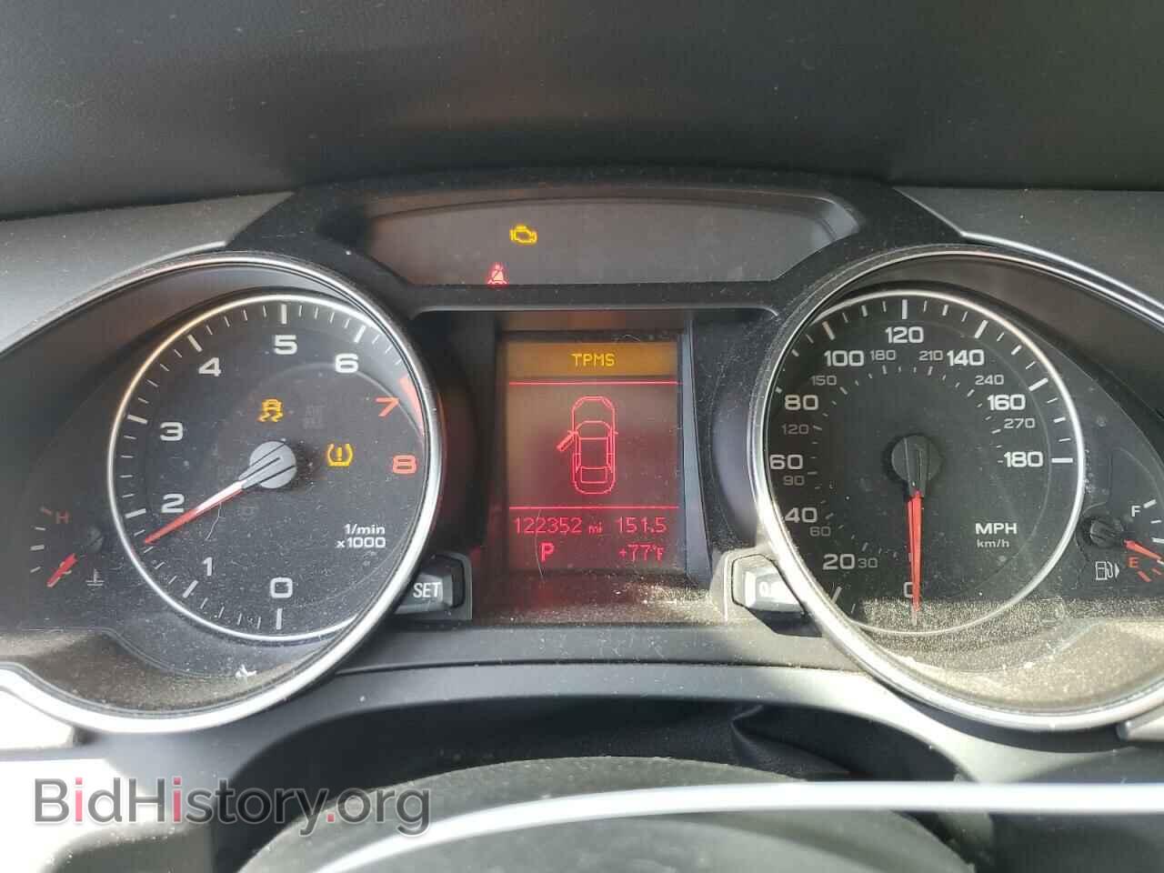 2011 AUDI A5 - VIN: WAULFAFR7BA083010 - Фото 9