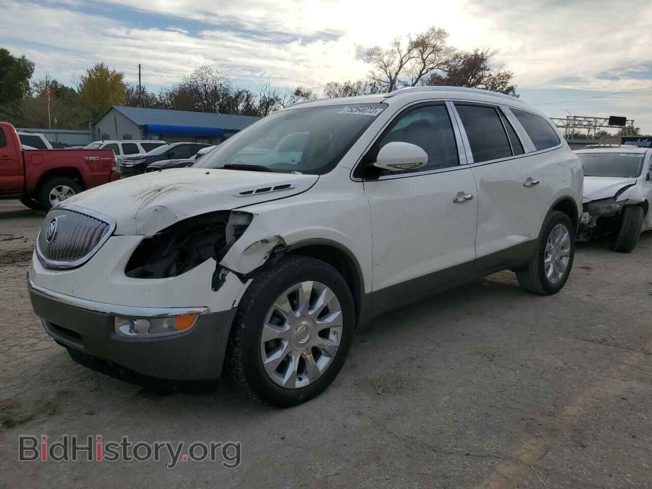 Фотография 5GAKRCED4BJ306290 - BUICK ENCLAVE 2011