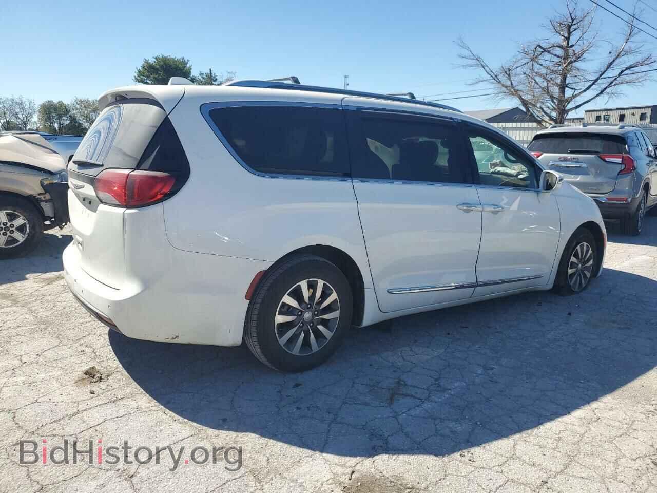 2020 CHRYSLER PACIFICA - VIN: 2C4RC1N73LR277732 - Фото 3