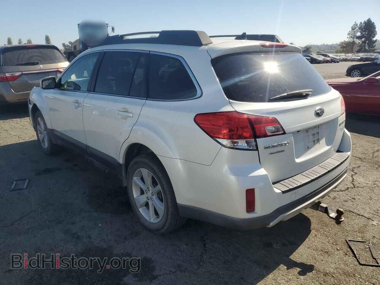 2014 SUBARU OUTBACK - VIN: 4S4BRBDC2E3211524 - Фото 2