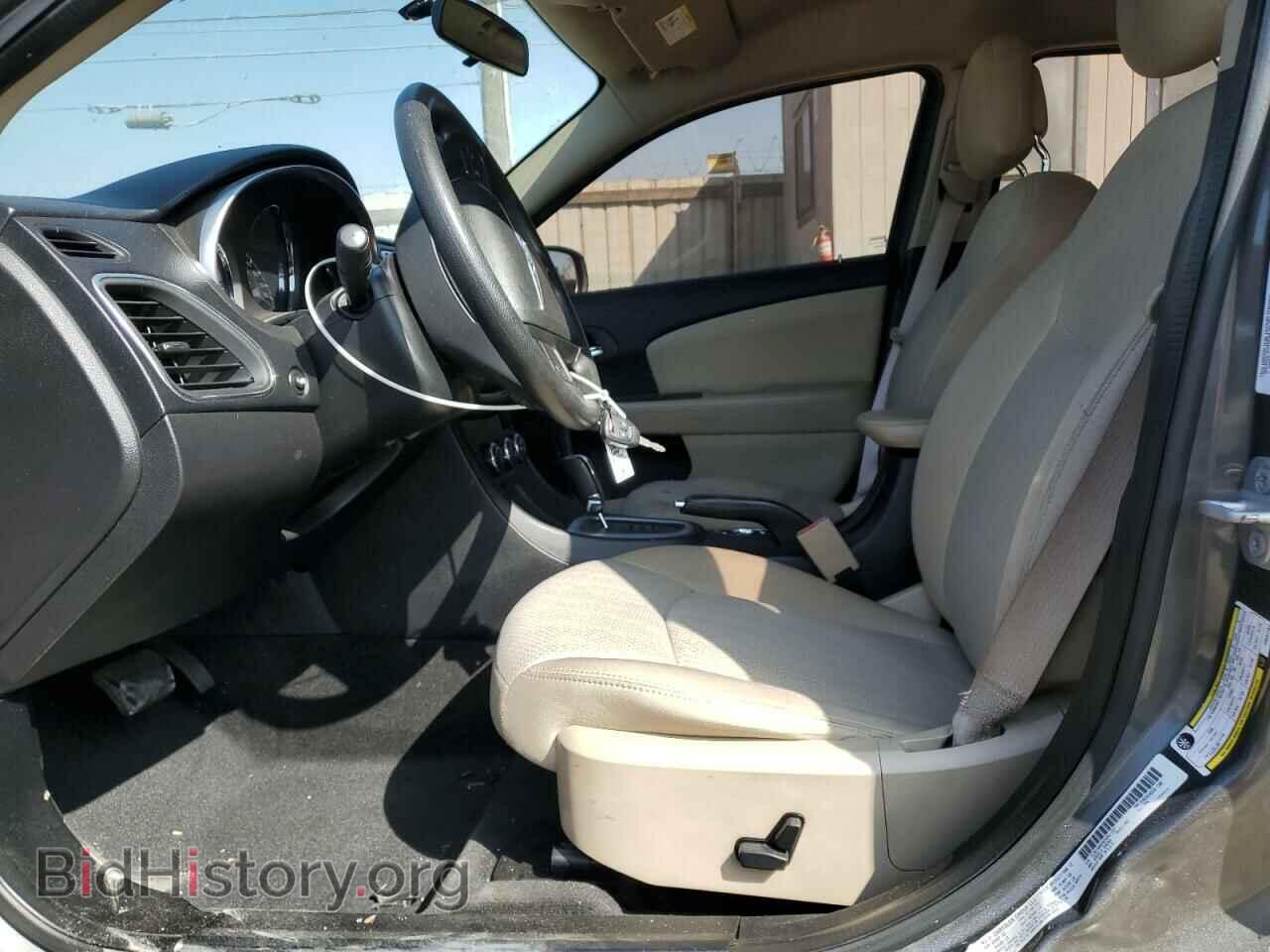 2012 CHRYSLER 200 - VIN: 1C3CCBAG9CN241157 - Фото 7