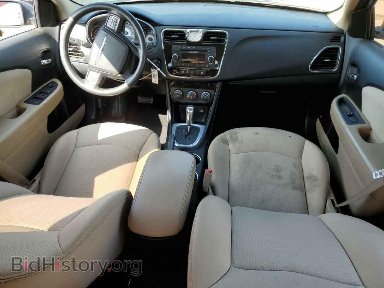 2012 CHRYSLER 200 - VIN: 1C3CCBAG9CN241157 - Фото 8
