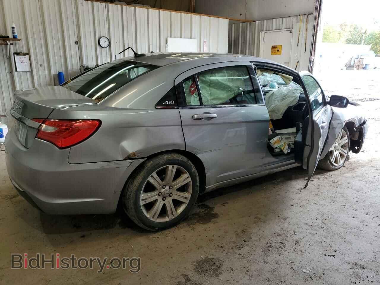 2013 CHRYSLER 200 - VIN: 1C3CCBAB6DN646933 - Фото 3