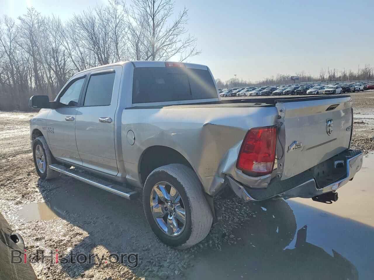 2018 RAM 1500 - VIN: 3C6RR7LT4JG135806 - Фото 2