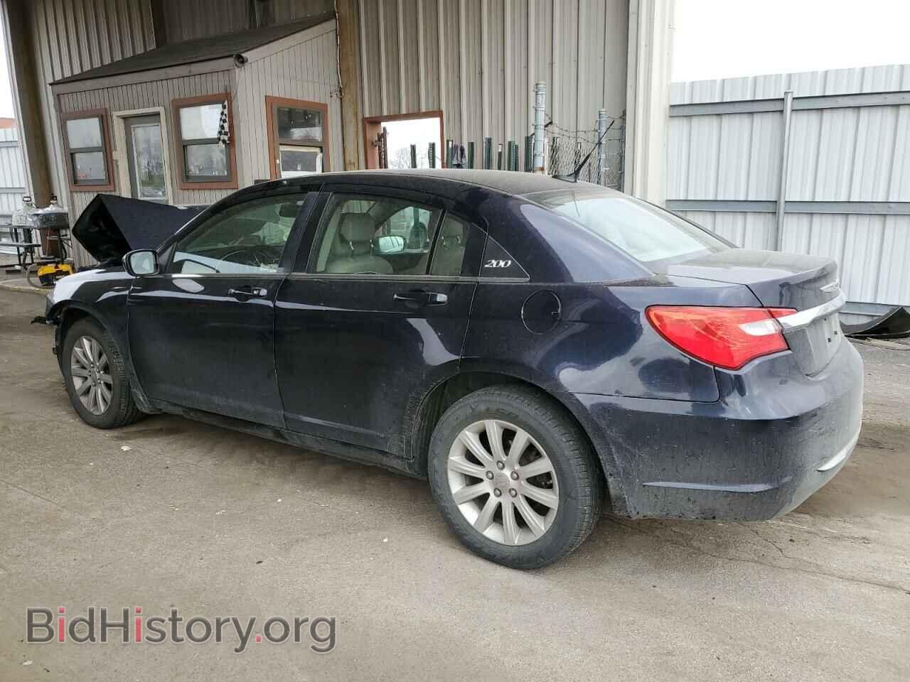 2011 CHRYSLER 200 - VIN: 1C3BC1FG4BN500165 - Фото 2