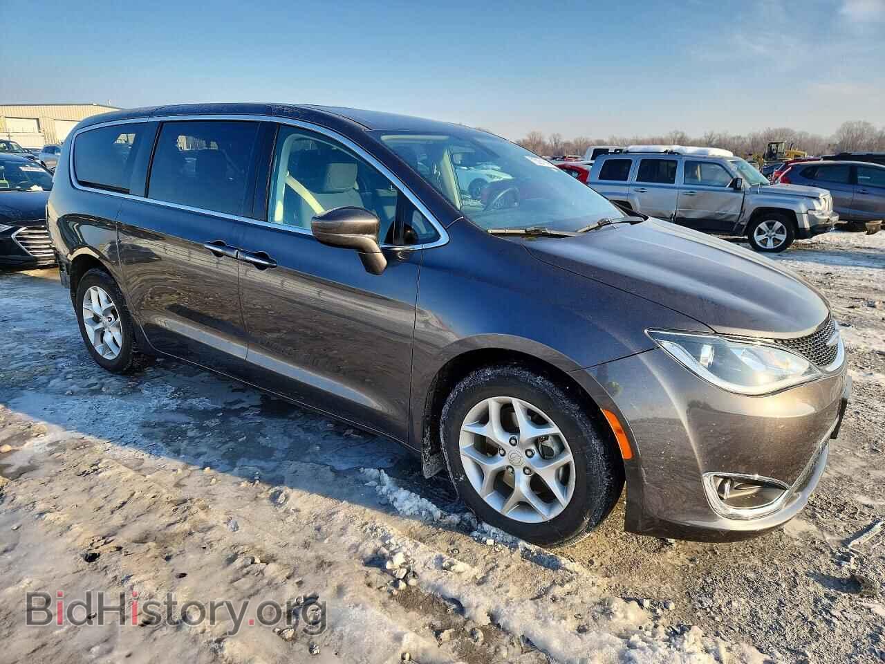 2019 CHRYSLER PACIFICA - VIN: 2C4RC1FG2KR748962 - Photo 4