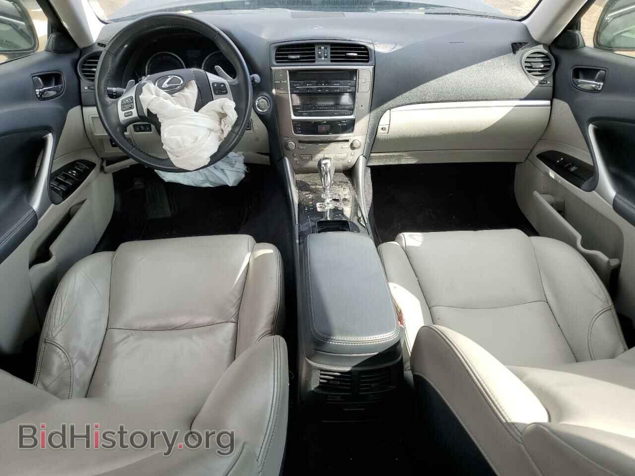 2011 LEXUS IS - VIN: JTHCF5C28B5052731 - Photo 8