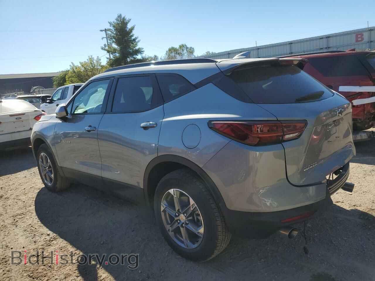 2024 CHEVROLET BLAZER - VIN: 3GNKBCR49RS143374 - Фото 2