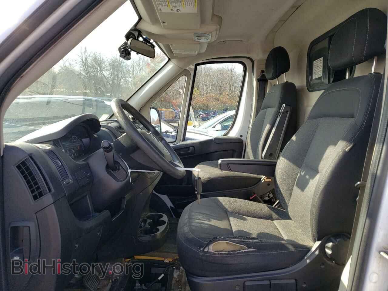 2016 RAM All Models - VIN: 3C6URVJG9GE110201 - Фото 7