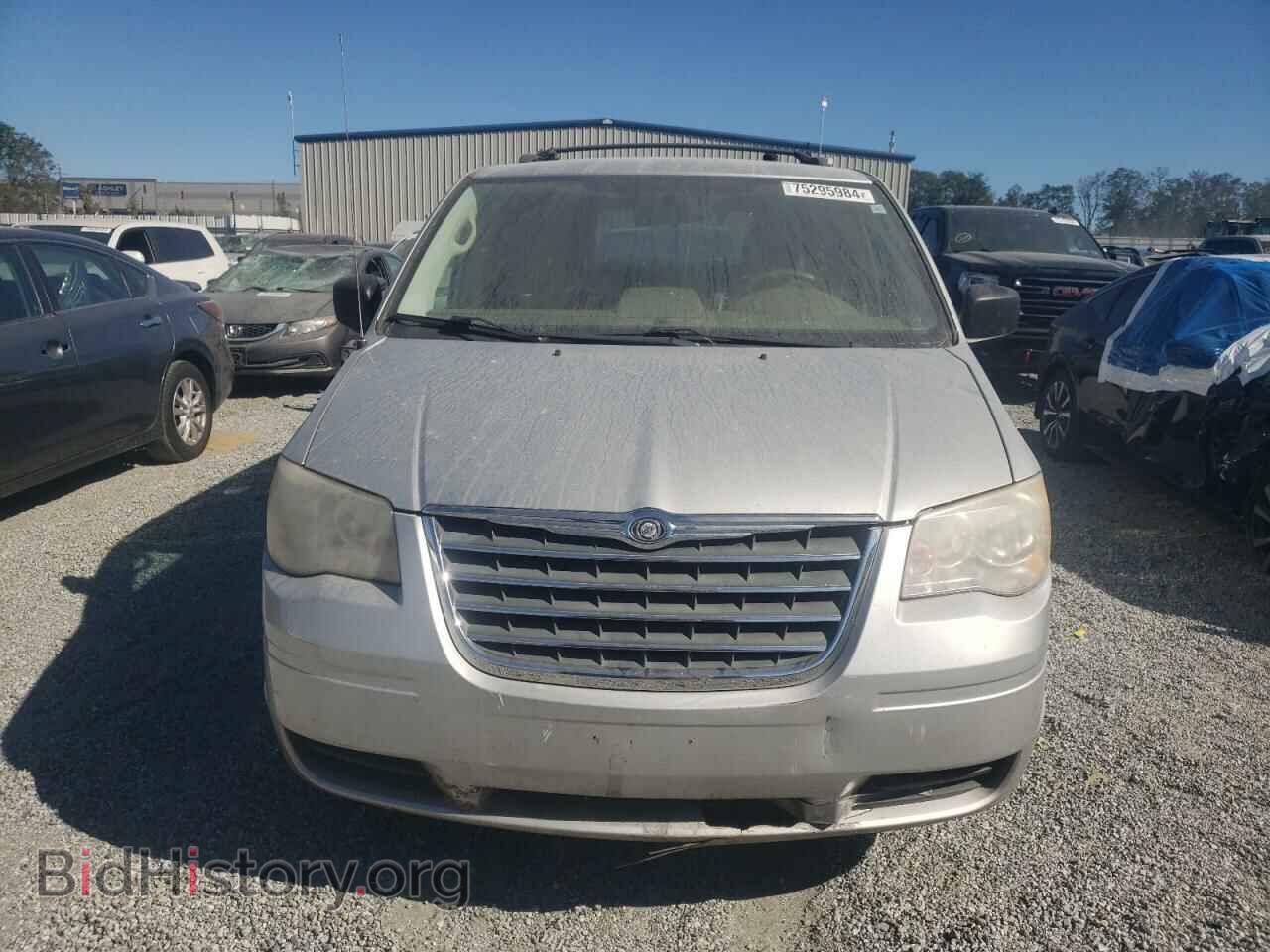 2010 CHRYSLER MINIVAN - VIN: 2A4RR2D18AR456356 - Фото 5