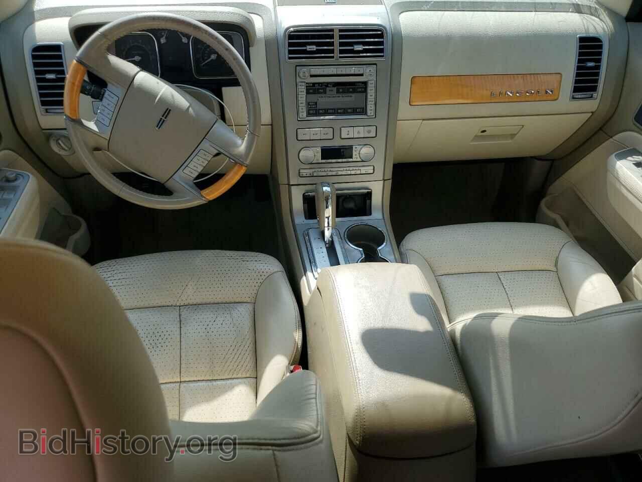 2007 LINCOLN MKX - VIN: 2LMDU88C97BJ04045 - Photo 8