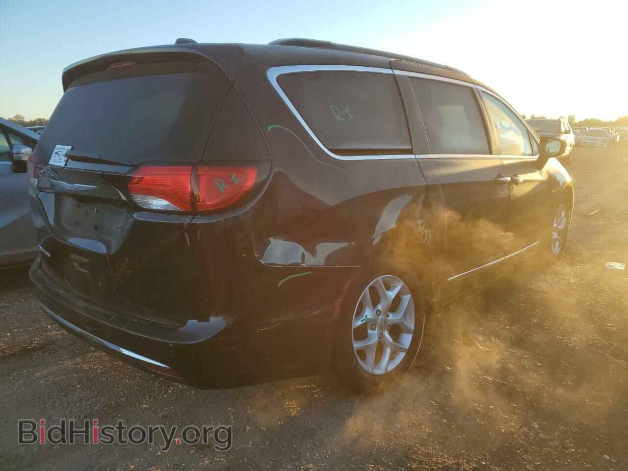 2017 CHRYSLER PACIFICA - VIN: 2C4RC1BG5HR809834 - Фото 3