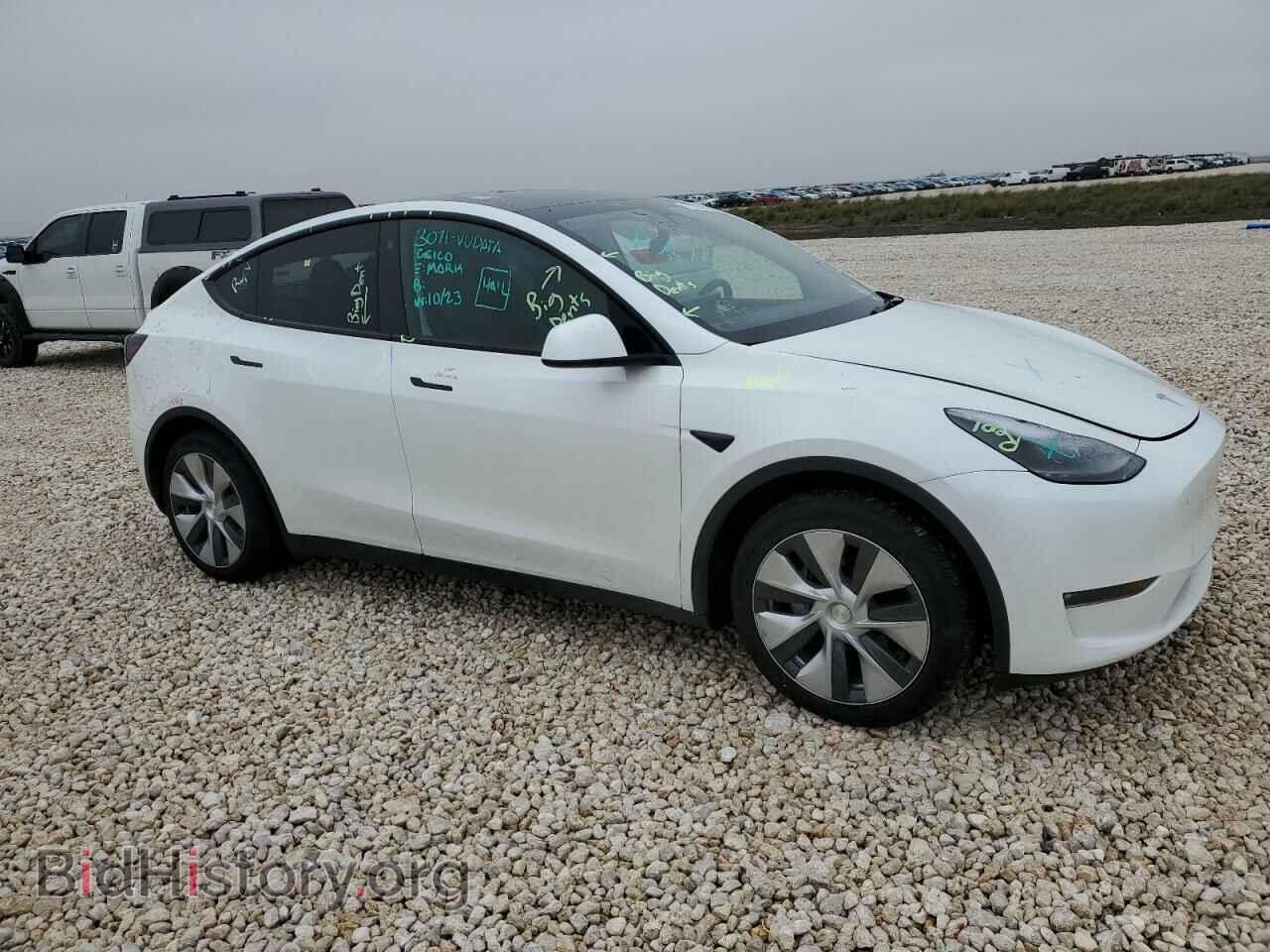 2023 TESLA MODEL Y - VIN: 7SAYGAEEXPF628140 - Фото 4