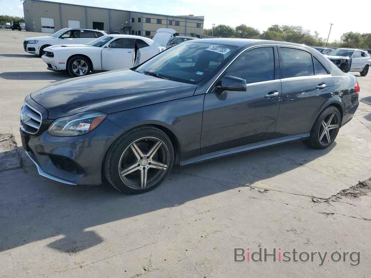 Photo WDDHF5KBXGB266255 - MERCEDES-BENZ E-CLASS 2016