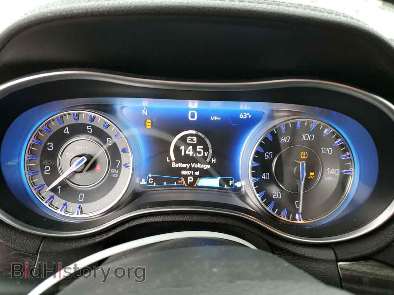 2015 CHRYSLER 300 - VIN: 2C3CCAAG5FH904117 - Фото 9