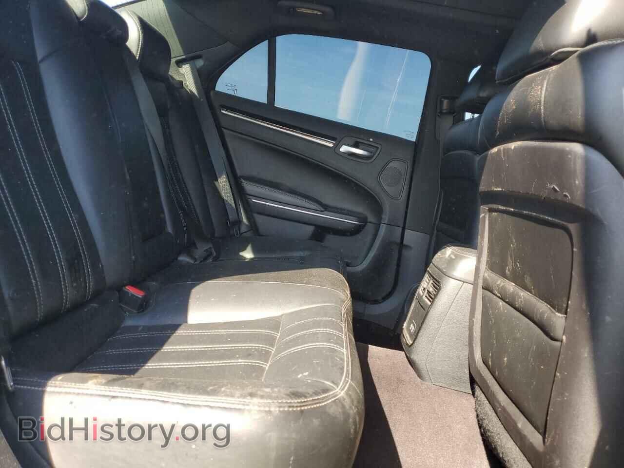 2017 CHRYSLER 300 - VIN: 2C3CCAGG5HH648099 - Фото 10