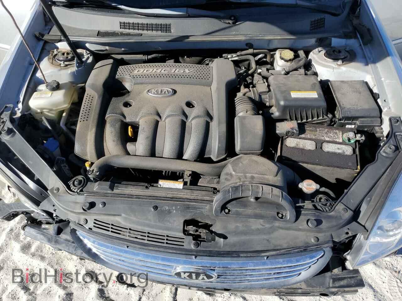 2007 KIA OPTIMA - VIN: KNAGE123775140165 - Photo 11