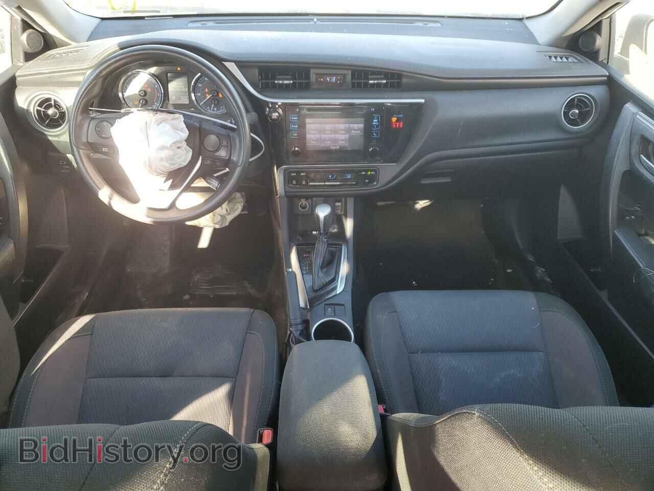 2018 TOYOTA COROLLA - VIN: 2T1BURHE8JC037726 - Фото 8