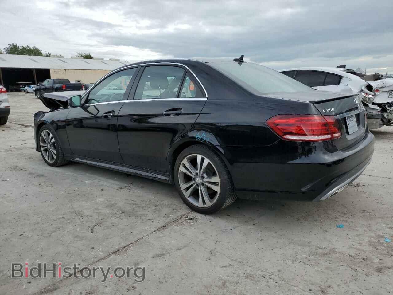2015 MERCEDES-BENZ E-CLASS - VIN: WDDHF5KB2FB102206 - Фото 2