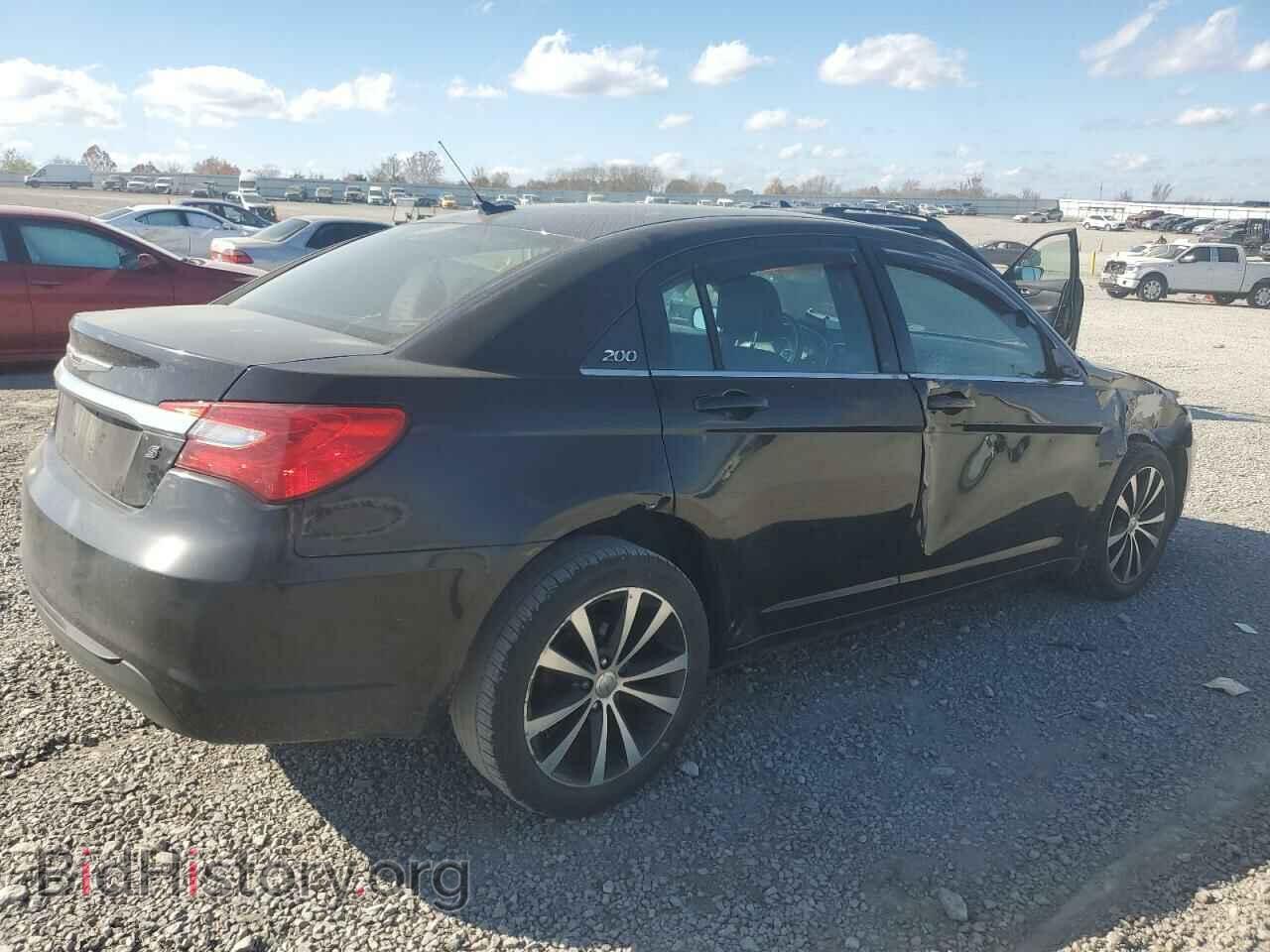 2013 CHRYSLER 200 - VIN: 1C3CCBBBXDN574682 - Фото 3