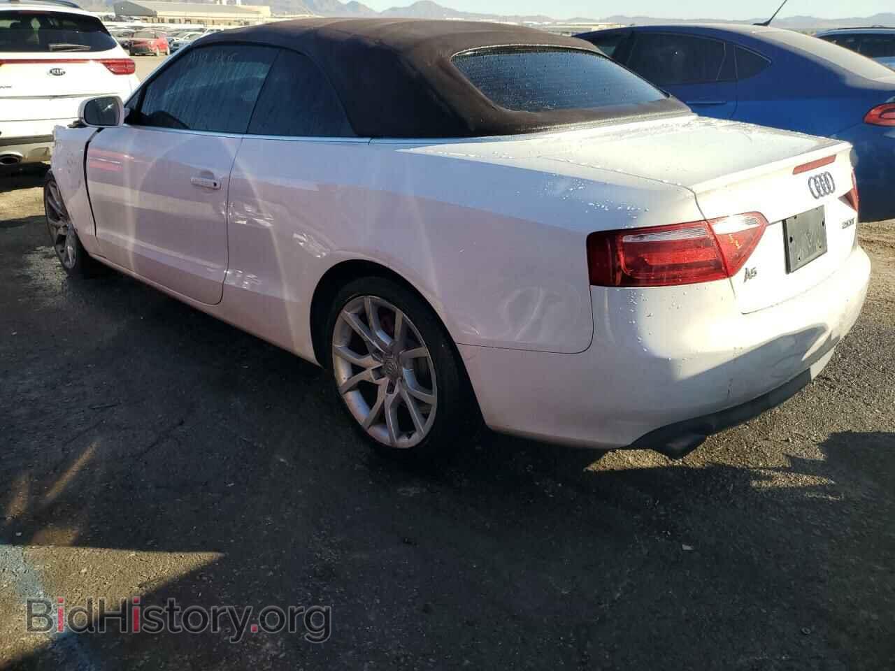 2011 AUDI A5 - VIN: WAUAFAFH1BN010948 - Фото 2